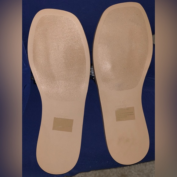 🆕 Steve Madden 
Size: 7.5 
Color: Clear 😍 - Picture 2 of 3
